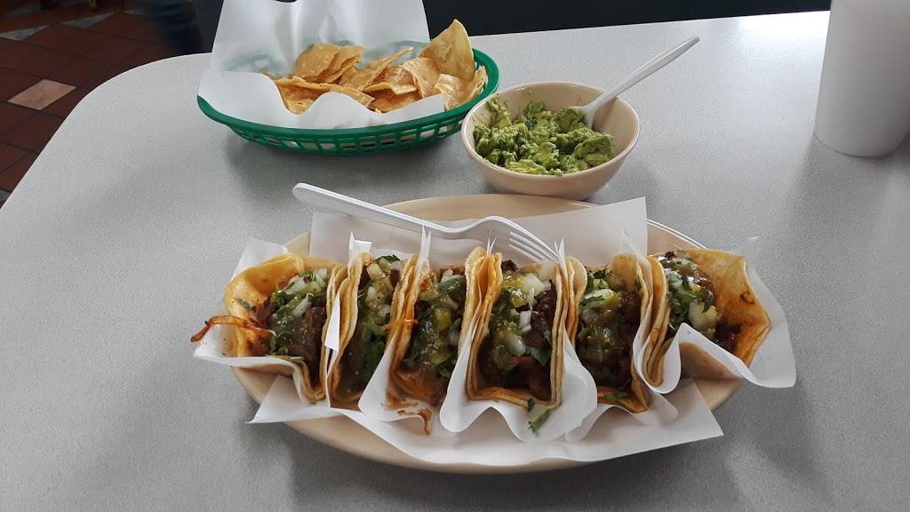 Los Comales | restaurant | 2110 W Lake St, Melrose Park, IL 60160, USA | 7083458500 OR +1 708-345-8500