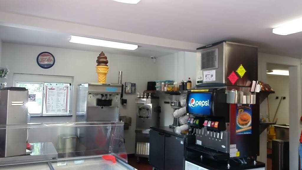 Pleasant Valley Shake Shoppe | restaurant | 12755 Pleasant Valley Rd, Chillicothe, OH 45601, USA | 7407752663 OR +1 740-775-2663