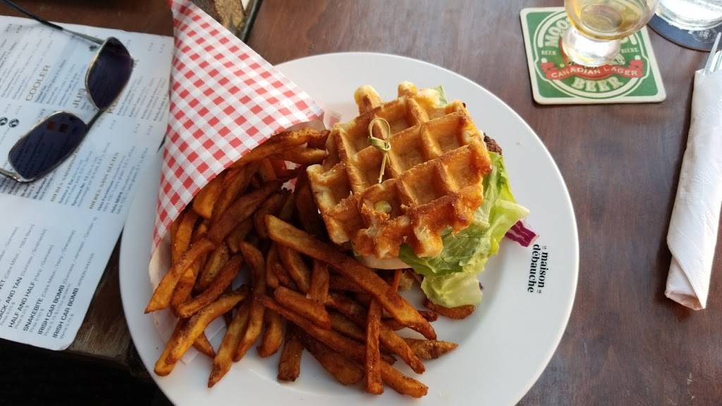 Le Trèfle | restaurant | 363 Rue des Forges, Trois-Rivières, QC G9A 2G9, Canada | 8193703636 OR +1 819-370-3636