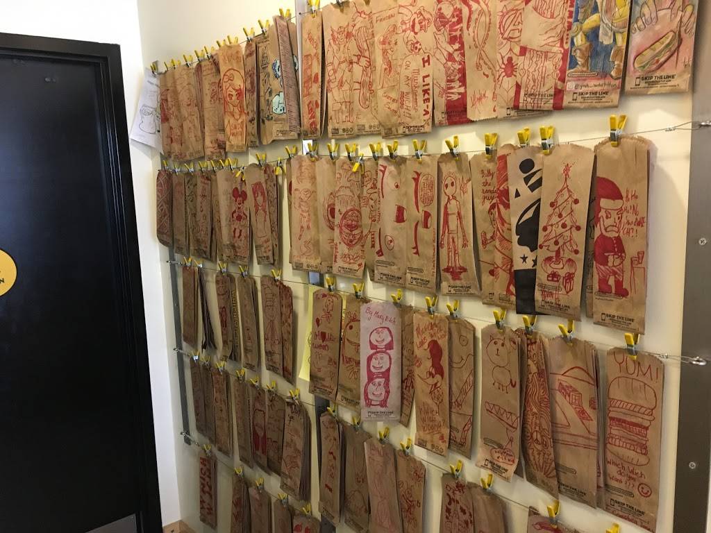 Which Wich Superior Sandwiches | restaurant | 2600 E Stone Dr #70, Kingsport, TN 37660, USA | 4233924157 OR +1 423-392-4157