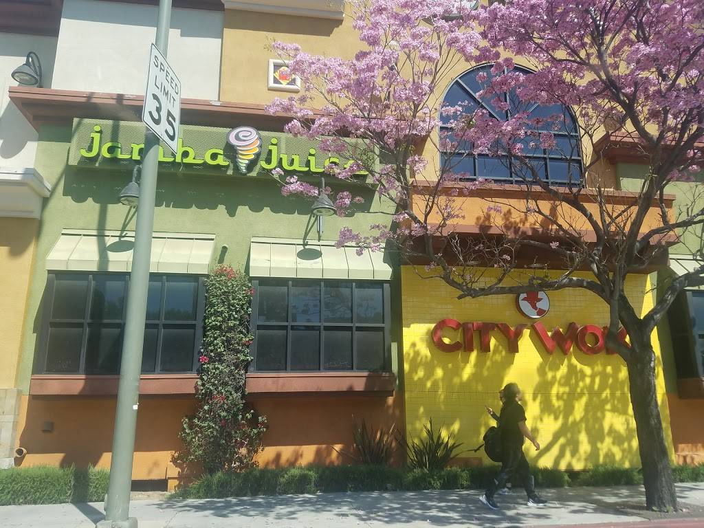 Jamba Juice Studio Plaza | restaurant | 10955 Ventura Blvd, Studio City, CA 91604, USA | 8187696705 OR +1 818-769-6705