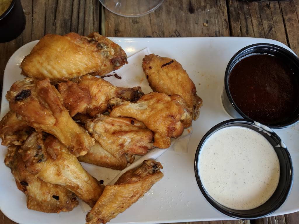 Tiki Bar | restaurant | 3204 Seawall Blvd Suite B, Galveston, TX 77550, USA | 4096215237 OR +1 409-621-5237