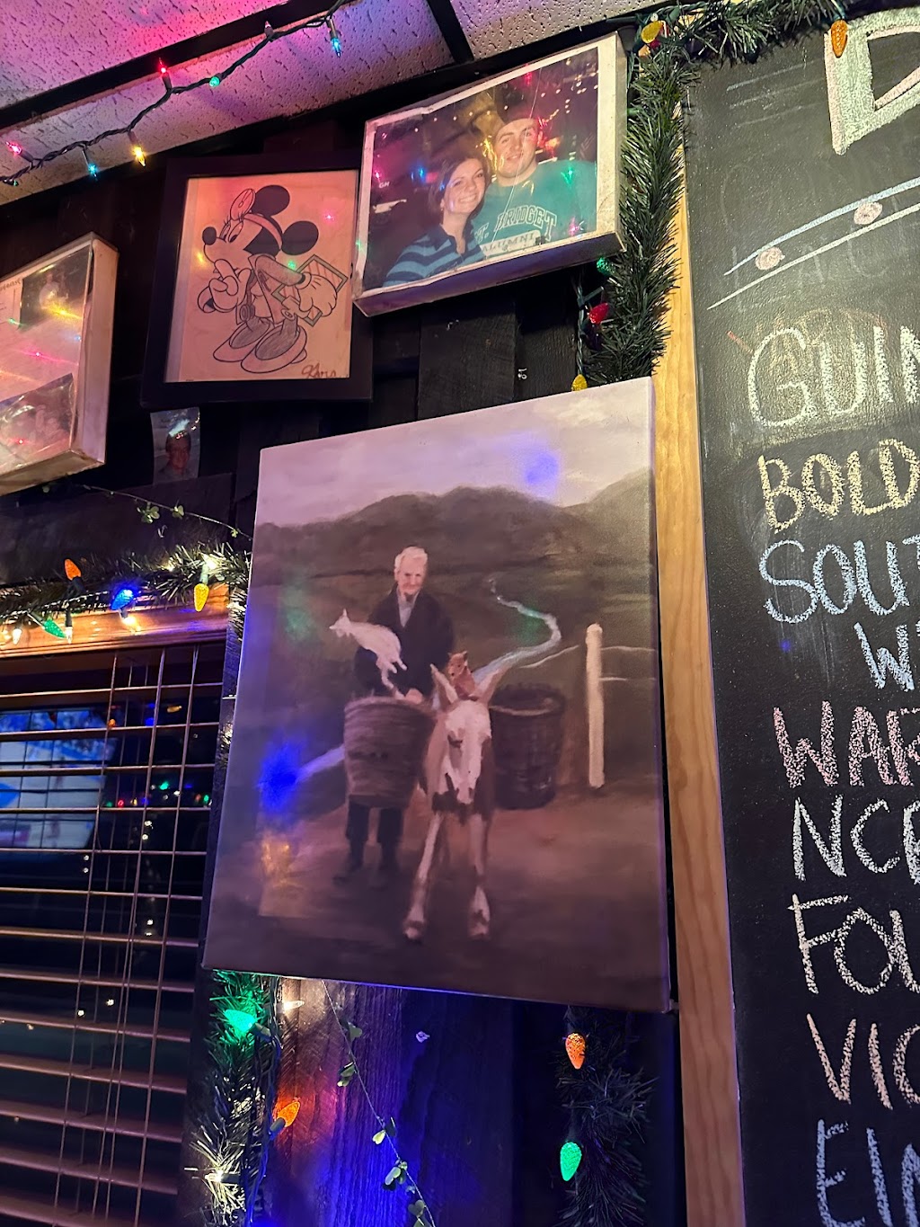 Billy Murphys Irish Saloon | restaurant | 3333 Conrad St, Philadelphia, PA 19129, USA | 2158449683 OR +1 215-844-9683