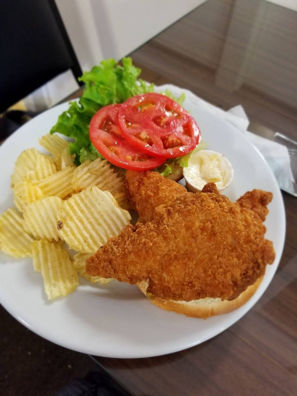 Locals chatterbox | restaurant | 3062 NY-430, Bemus Point, NY 14712, USA | 7164842265 OR +1 716-484-2265