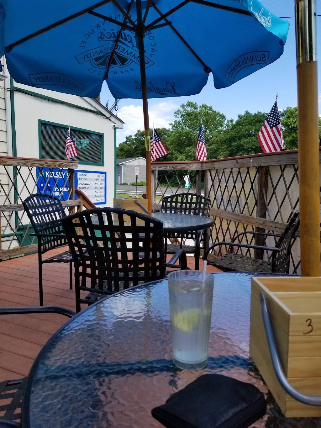 Kelseys | restaurant | 1 N Main St, Ashley, PA 18706, USA | 5708192733 OR +1 570-819-2733