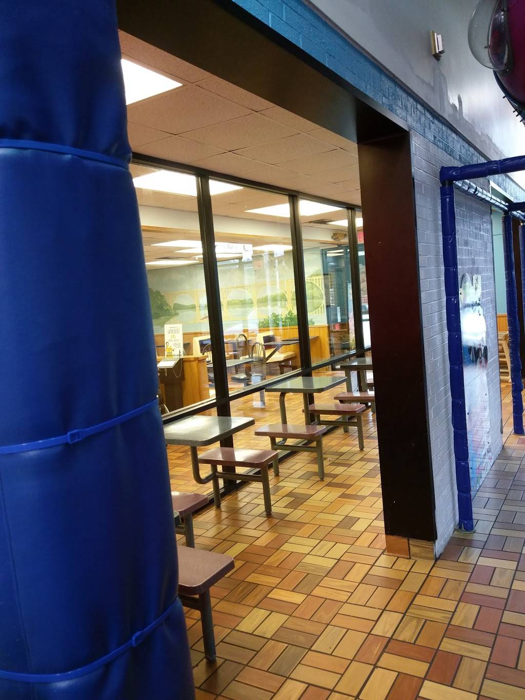 McDonalds | cafe | 316 Butler Rd, Fredericksburg, VA 22405, USA | 5403733743 OR +1 540-373-3743