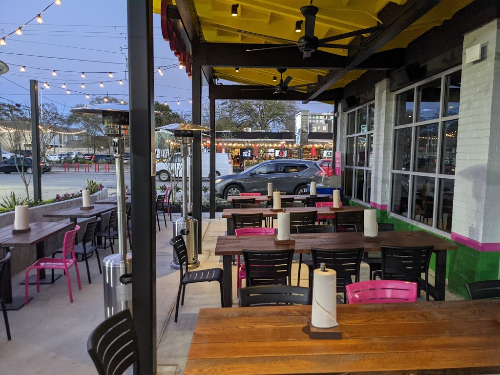 Velvet Taco | restaurant | 2001 N Shepherd Dr, Houston, TX 77008, USA | 3468958226 OR +1 346-895-8226