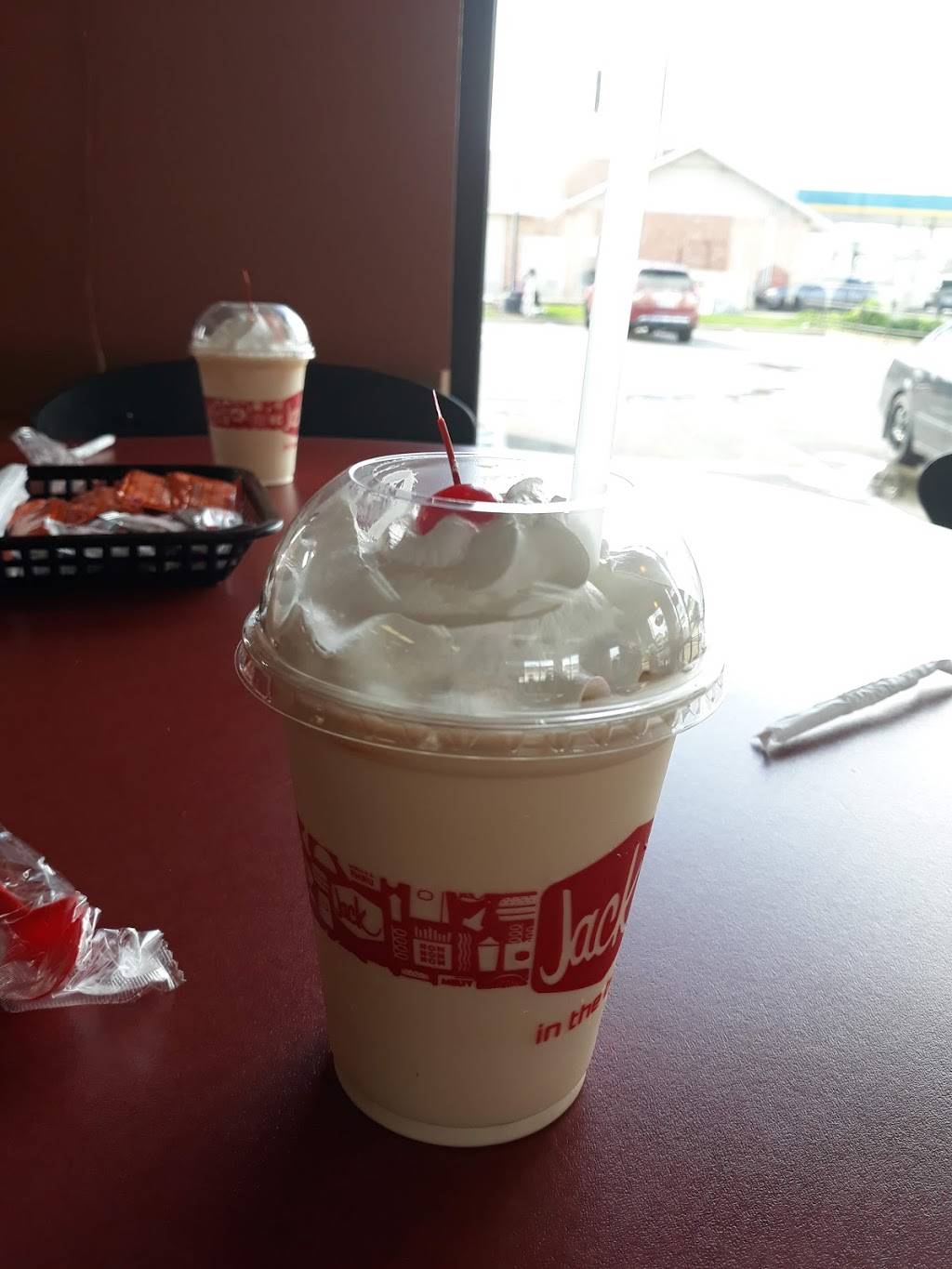 Jack in the Box | restaurant | 2117 W Main St, Durant, OK 74701, USA | 5809313502 OR +1 580-931-3502