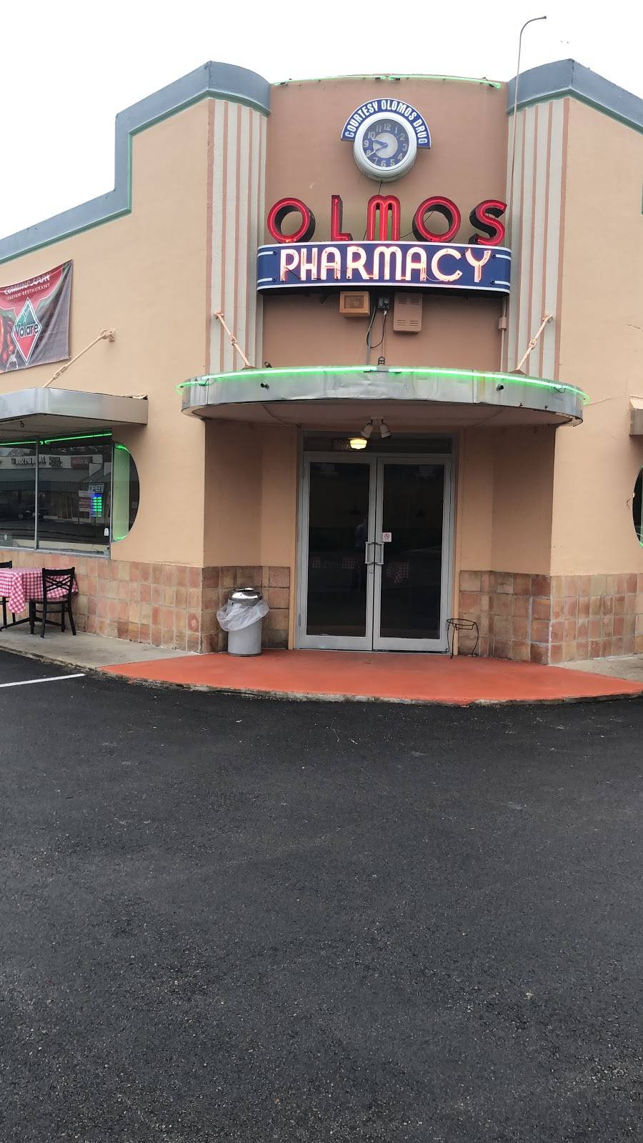 Volare Italian Restaurant | restaurant | 3902 McCullough Ave, San Antonio, TX 78212, USA | 2102513424 OR +1 210-251-3424