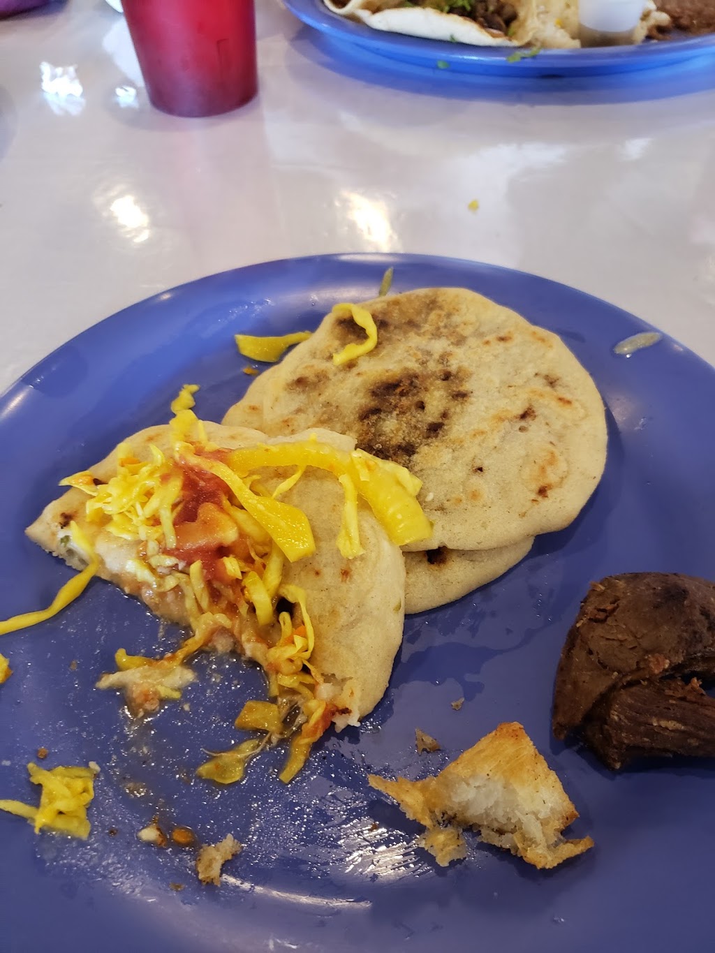 El Viroleño Salvadorean Cuisine | restaurant | 2910 Kerry Forest Pkwy # B1, Tallahassee, FL 32309, USA | 8509060123 OR +1 850-906-0123