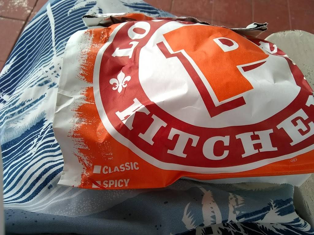 Popeyes Louisiana Kitchen | restaurant | 2000 Gentilly Blvd, New Orleans, LA 70119, USA | 5049435072 OR +1 504-943-5072