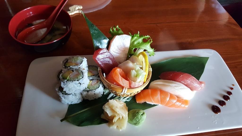 Fo Japanese Bistro | restaurant | 5081 Waterway Dr, Dumfries, VA 22025, USA | 7036801888 OR +1 703-680-1888