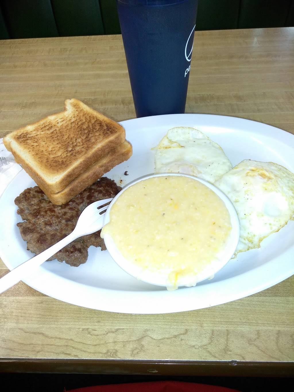 East Of The Mississippi Diner | restaurant | 3103 Ensley Ave, Birmingham, AL 35208, USA | 2057817837 OR +1 205-781-7837