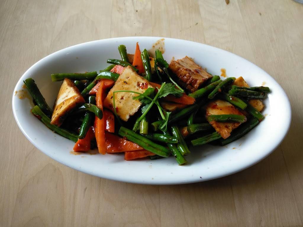 Golden Lotus | Vegetarian Restaurant | restaurant | 1301 Franklin St, Oakland, CA 94612, USA | 5108930383 OR +1 510-893-0383