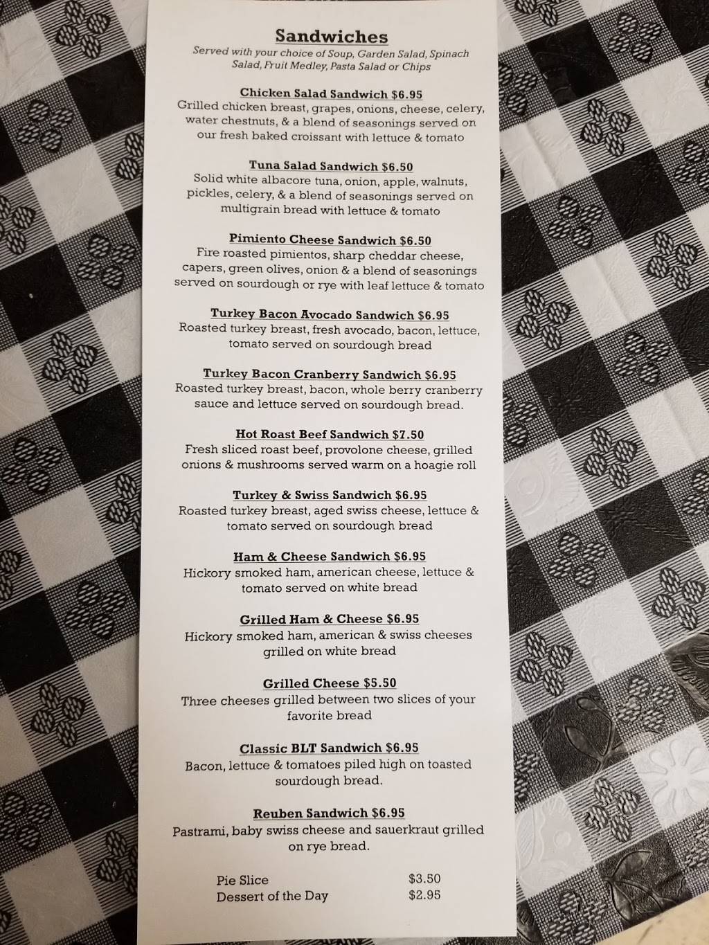 Aint Just Pie Too | restaurant | 108 E Main St, Quinlan, TX 75474, USA | 9033562233 OR +1 903-356-2233