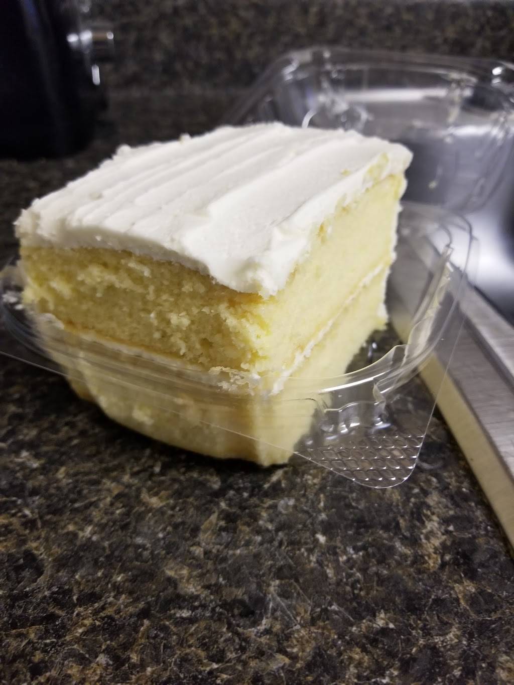 Hip Hop Fish & Chicken | restaurant | 7998 Crain Hwy, Glen Burnie, MD 21061, USA | 4108621010 OR +1 410-862-1010