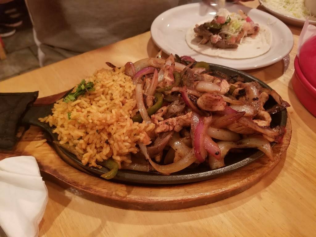 Chihuahua Mexican Grill | restaurant | 4101 S MacDill Ave, Tampa, FL 33611, USA | 8138372138 OR +1 813-837-2138