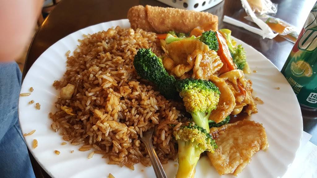 Chois Chinese Restaurant | restaurant | 2638 N Milwaukee Ave, Chicago, IL 60647, USA | 7734868496 OR +1 773-486-8496