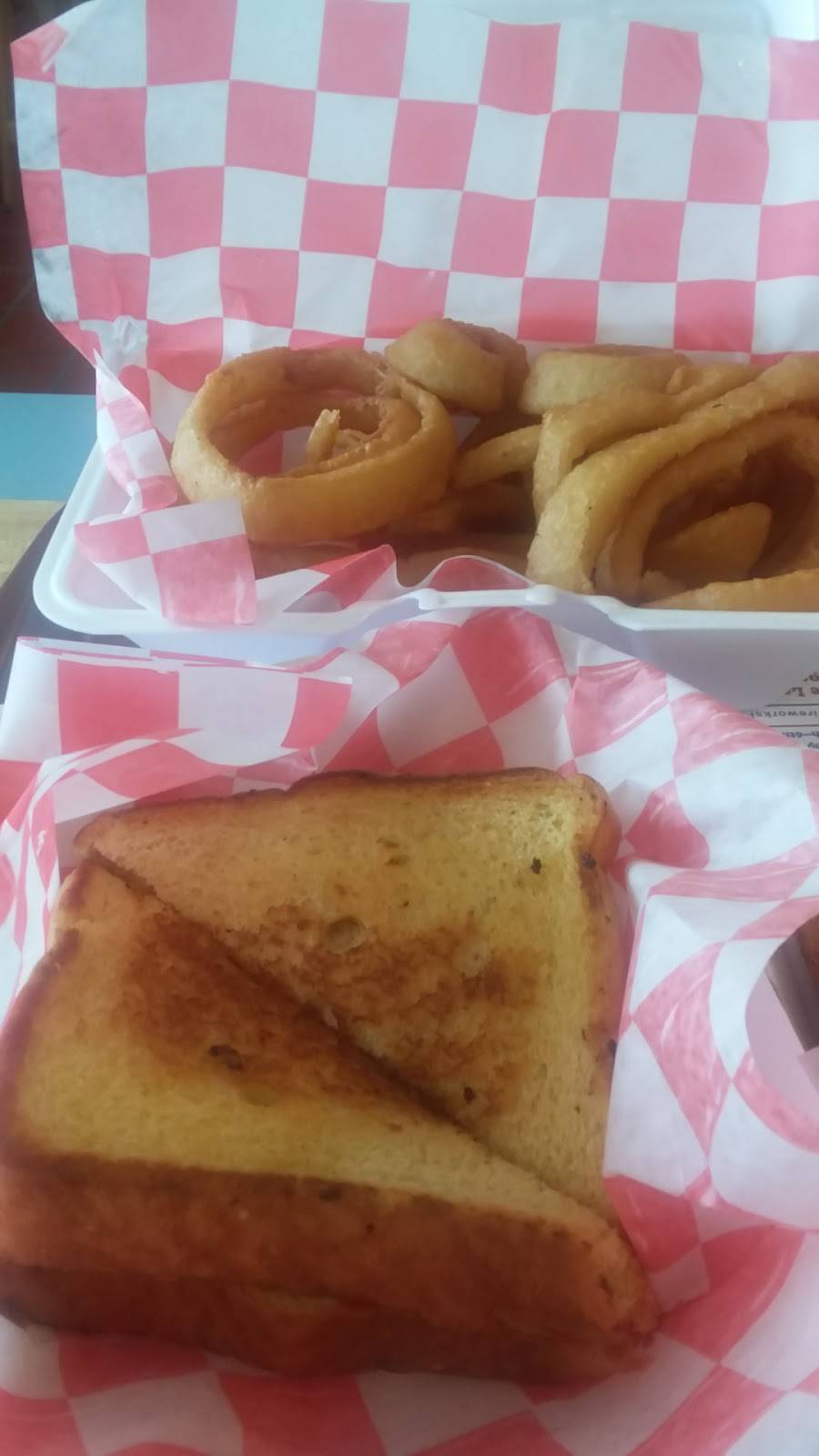 Archies South End | restaurant | 2631 Broadway St, Bay City, MI 48708, USA | 9897781954 OR +1 989-778-1954