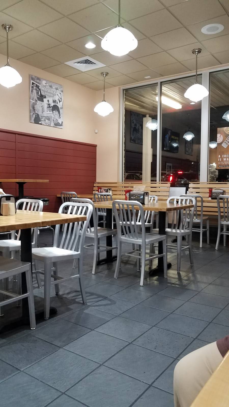 Wayback Burgers | restaurant | 2027 E Joppa Rd, Parkville, MD 21234, USA | 4434952992 OR +1 443-495-2992