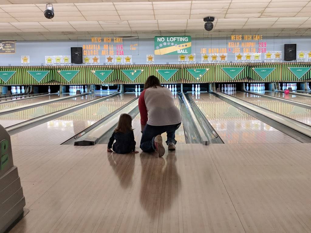 Bowling World - Cookeville, TN | restaurant | 545 Neal St, Cookeville, TN 38501, USA | 9315285551 OR +1 931-528-5551