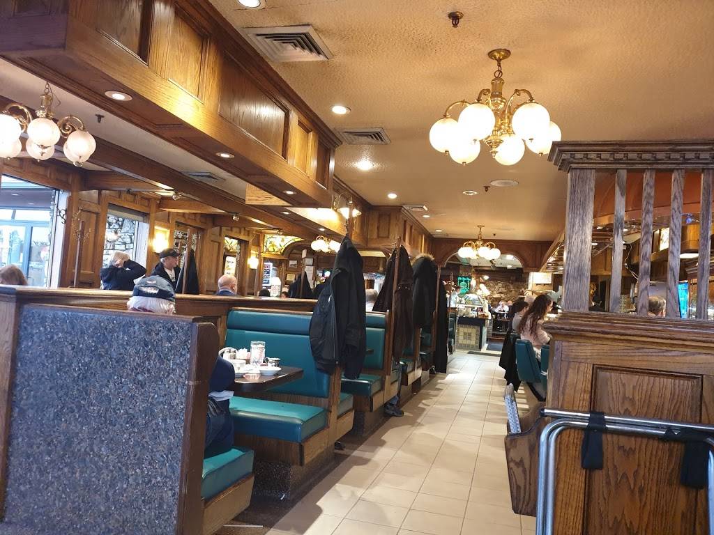 Coach House Diner | restaurant | 55 NJ-4, Hackensack, NJ 07601, USA | 2014884999 OR +1 201-488-4999