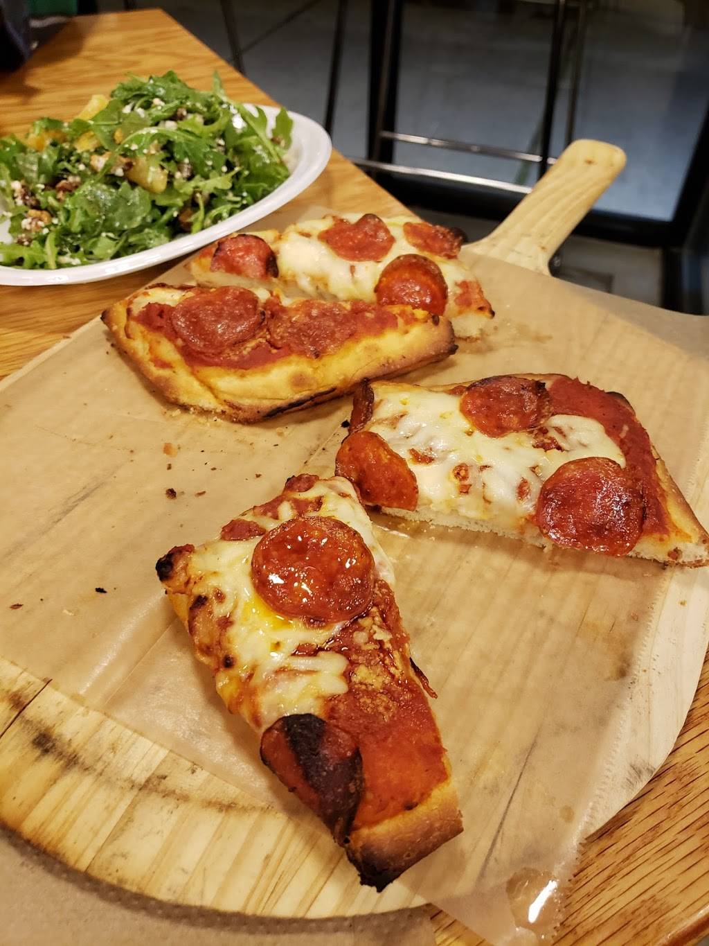 Anto Pizza & Pasta Chicago | restaurant | 1547 W Jarvis Ave, Chicago, IL 60626, USA | 7739427427 OR +1 773-942-7427