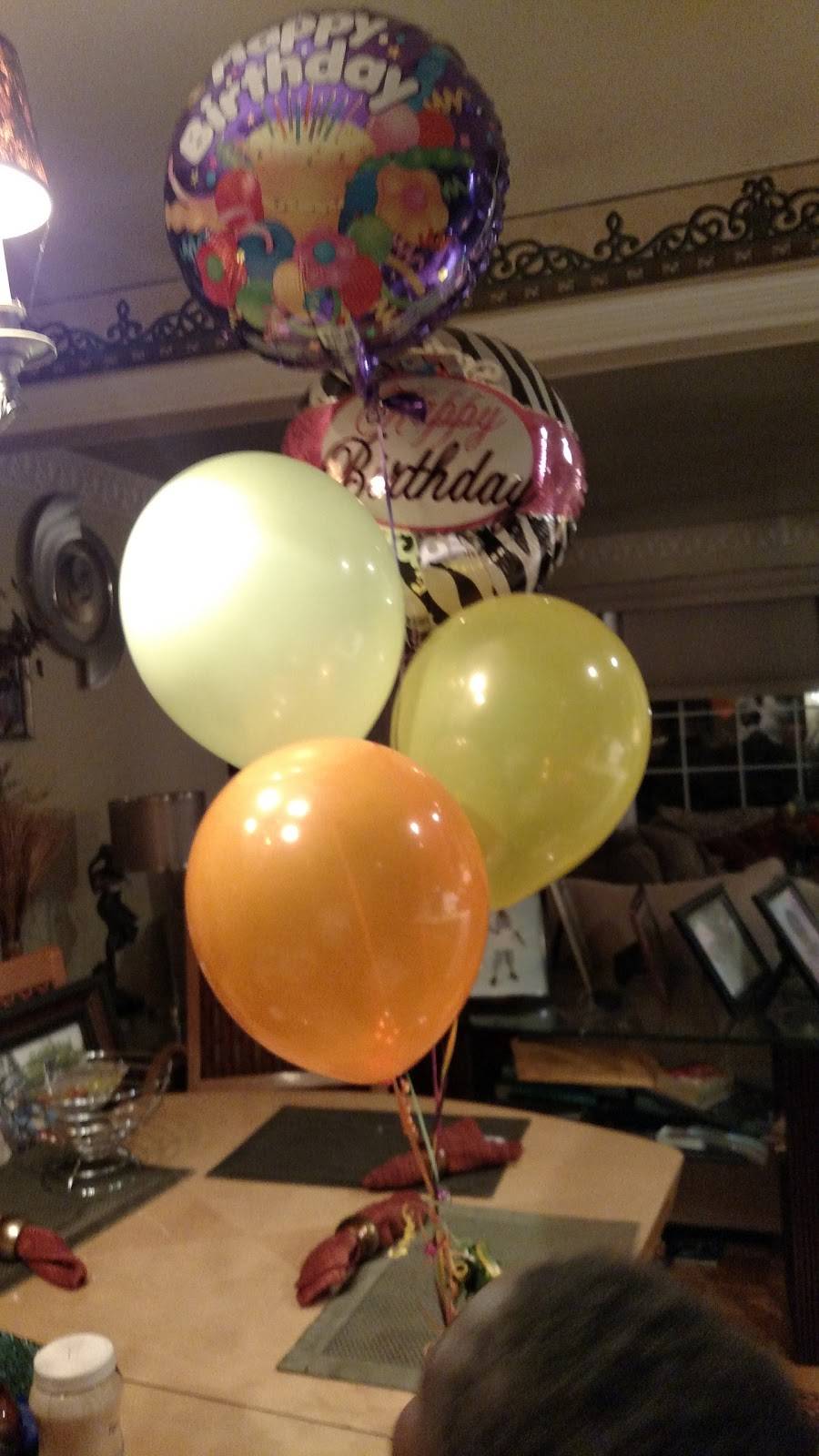 Nicolos Pizzeria | restaurant | 1120 Englishtown Rd, Old Bridge, NJ 08857, USA | 7322513010 OR +1 732-251-3010