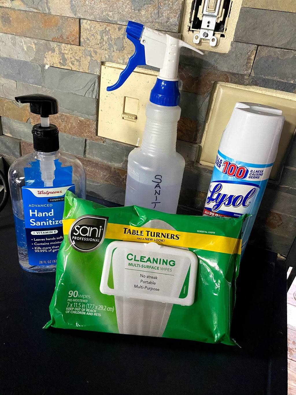 Wades Kitchen | restaurant | 6617 N Socrum Loop Rd, Lakeland, FL 33809, USA | 8639403933 OR +1 863-940-3933