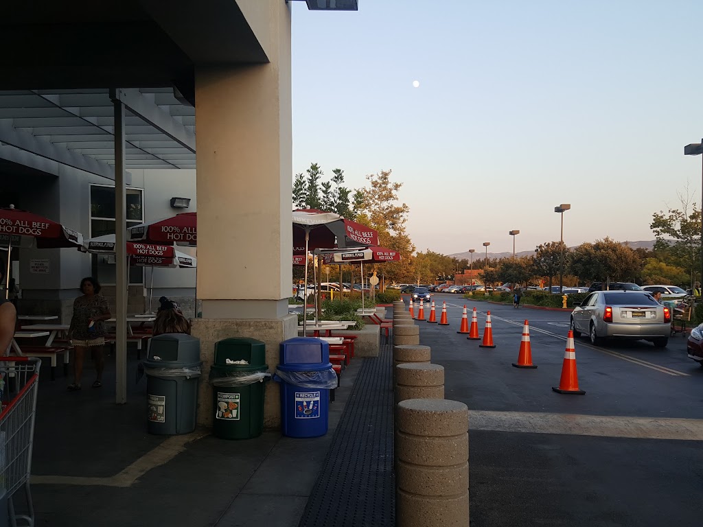 Costco Food Court | restaurant | 2660 Park Center Dr, Simi Valley, CA 93065, USA | 8055783330 OR +1 805-578-3330