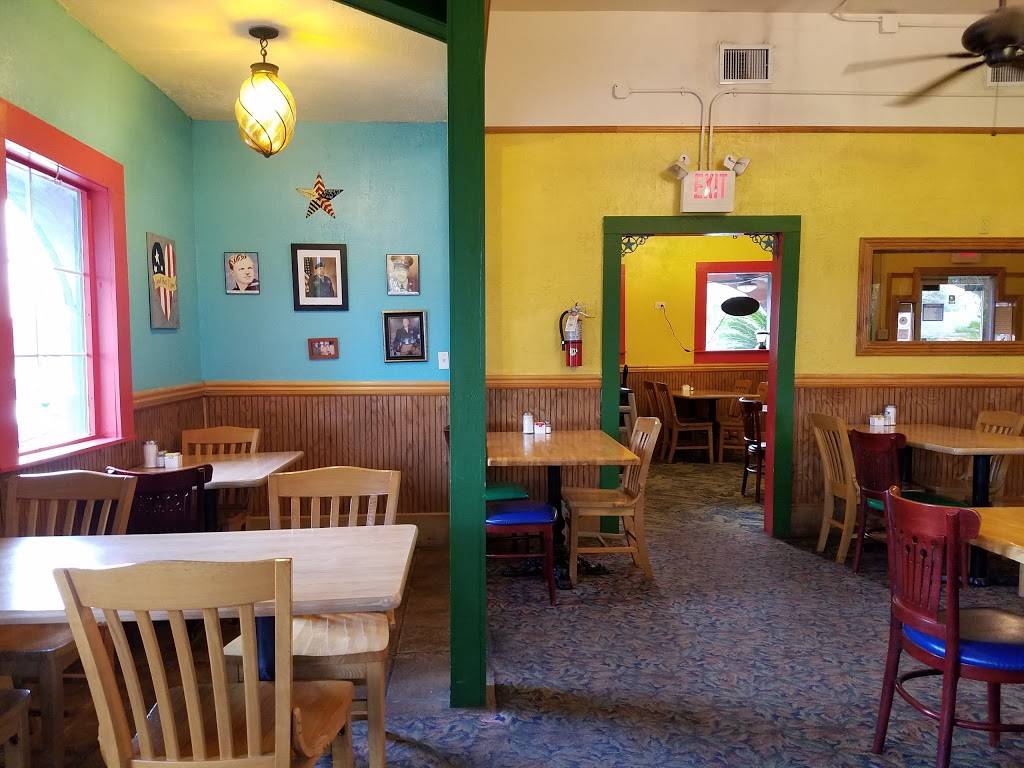 Larrys Texas Cafe & Cantina | restaurant | 210 S Richmond Rd, Wharton, TX 77488, USA | 9795323801 OR +1 979-532-3801