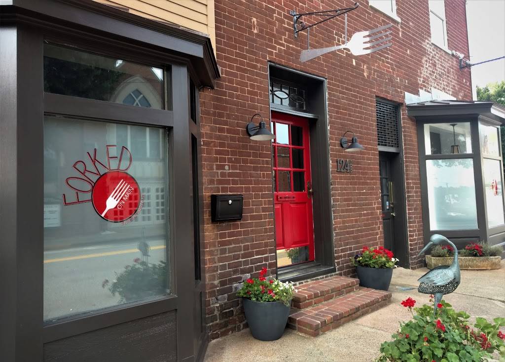 Forked on Main | restaurant | 124 W Main St, Orange, VA 22960, USA | 5403087660 OR +1 540-308-7660