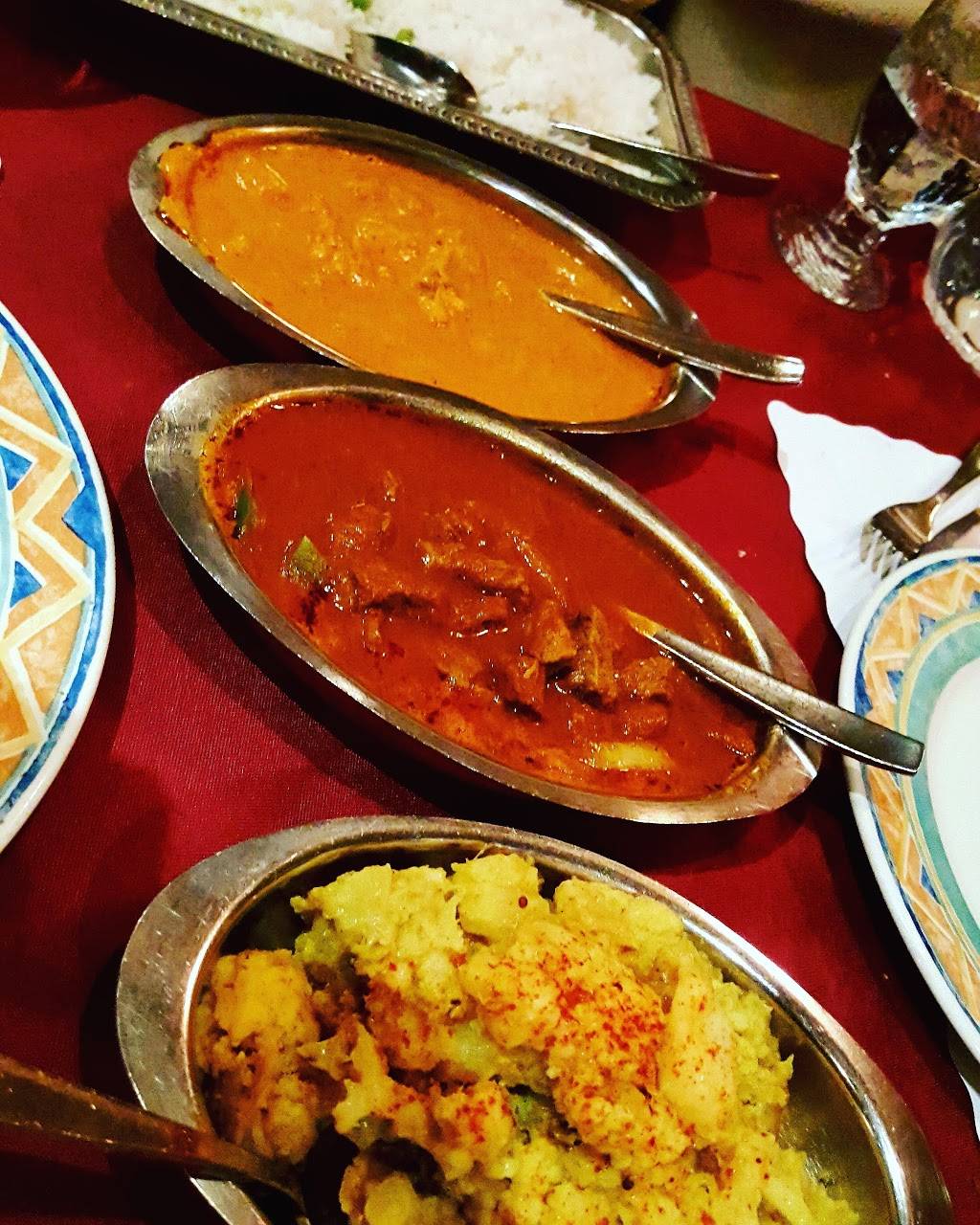 Vijays Indian Cuisine | restaurant | 380 Weber St W, Kitchener, ON N2H 4B3, Canada | 5197436060 OR +1 519-743-6060