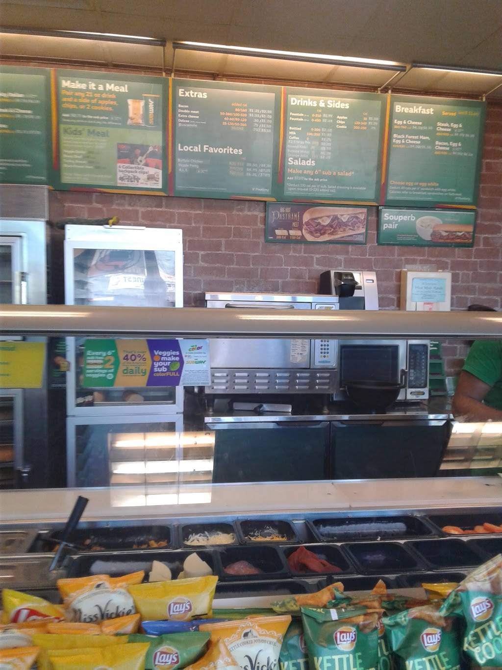 Subway Restaurants | restaurant | 205-20 Jamaica Ave, Hollis, NY 11423, USA | 3474264162 OR +1 347-426-4162