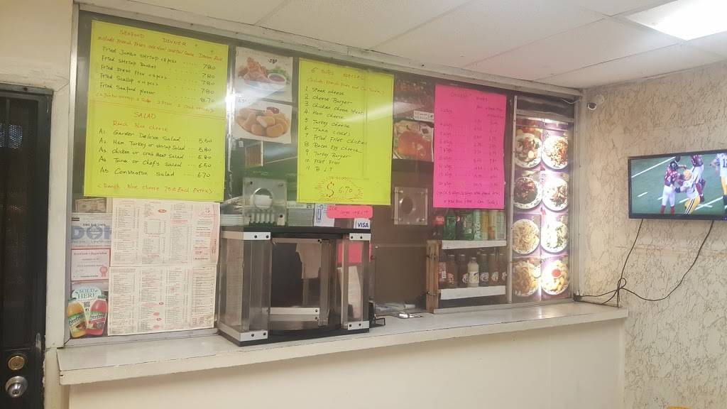 Mandarin Carry-Out | meal takeaway | 129 15th St SE, Washington, DC 20003, USA | 2025473905 OR +1 202-547-3905