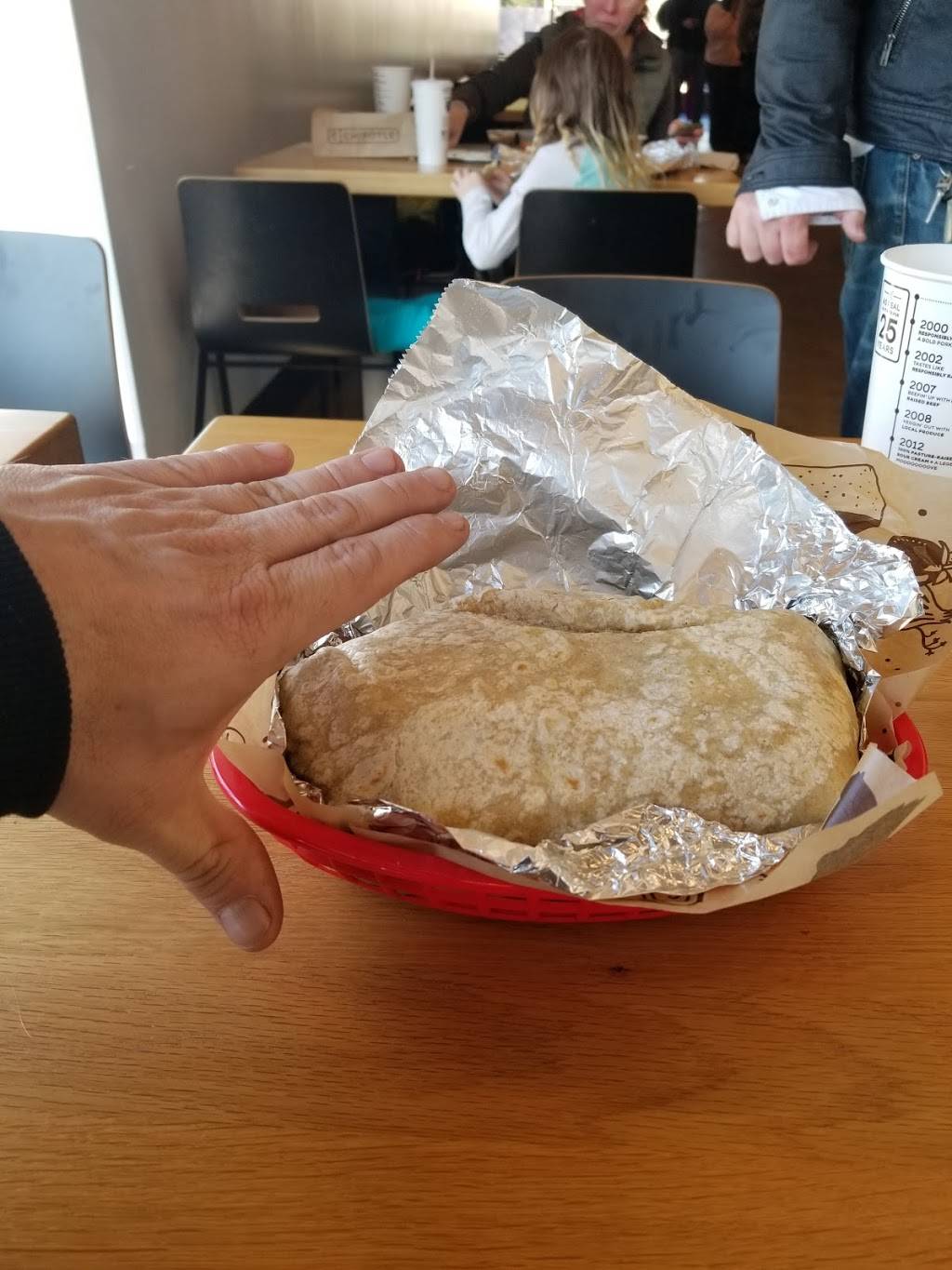 Chipotle Mexican Grill | restaurant | 2046 Union Ave #101, Memphis, TN 38104, USA | 9017292640 OR +1 901-729-2640