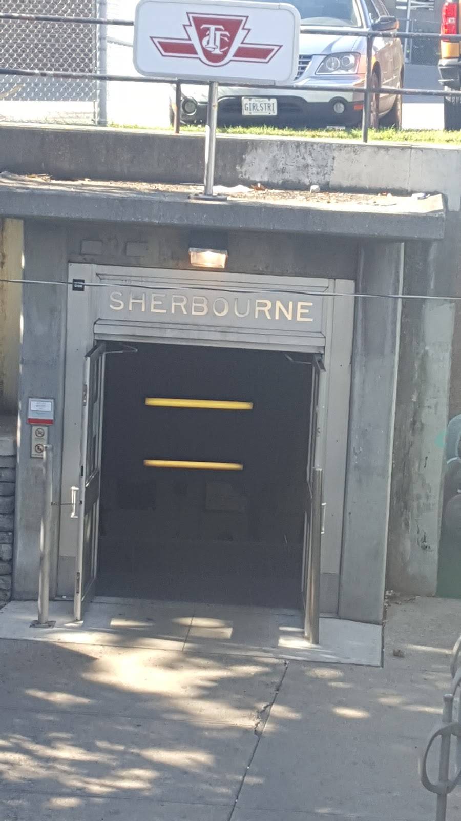 Subway | restaurant | 320 Richmond St E Unit #3, Toronto, ON M5A 1P9, Canada | 4163667634 OR +1 416-366-7634