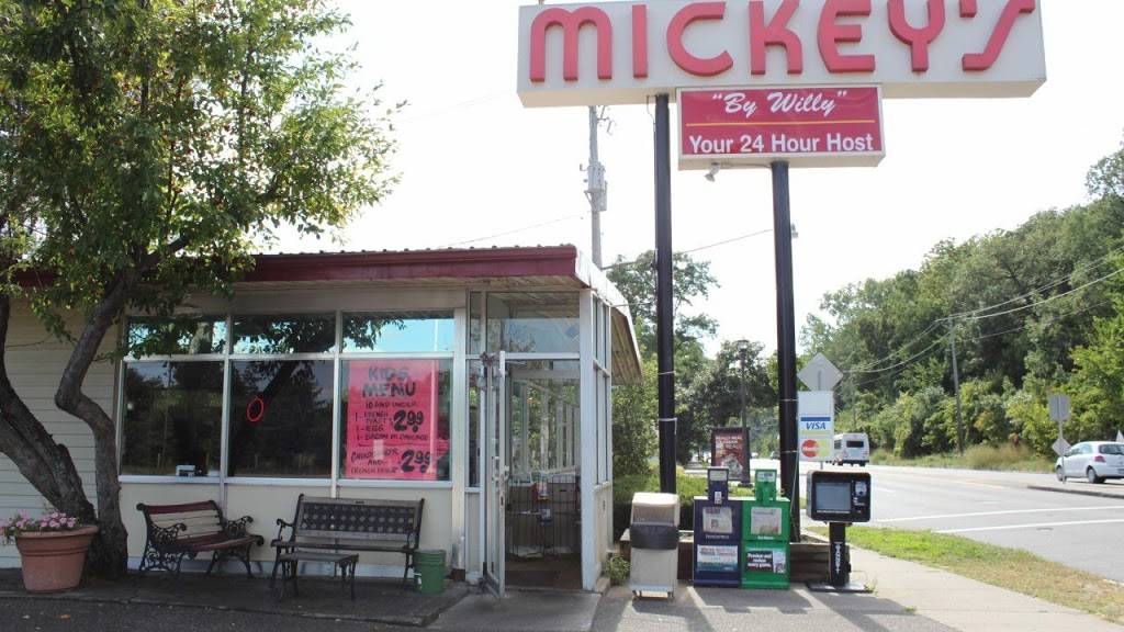 Mickeys Diner | restaurant | 1950 7th St W, St Paul, MN 55116, USA | 6516988387 OR +1 651-698-8387