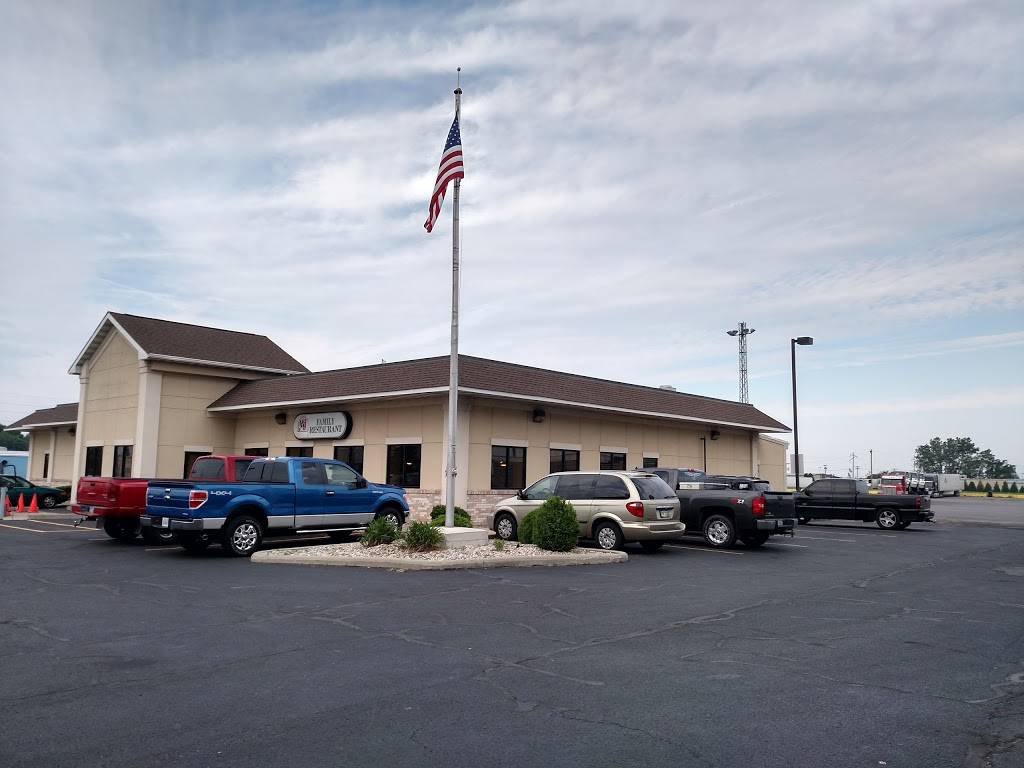 Fuel King Travel Center - Napoleon | restaurant | 1270 Independence Dr, Napoleon, OH 43545, USA | 4195990065 OR +1 419-599-0065