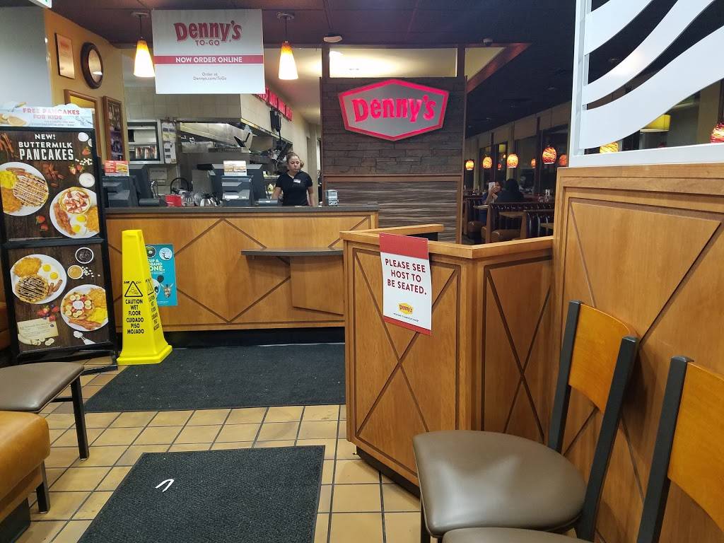 Dennys | restaurant | 350 E 104th Ave, Thornton, CO 80233, USA | 3034509962 OR +1 303-450-9962