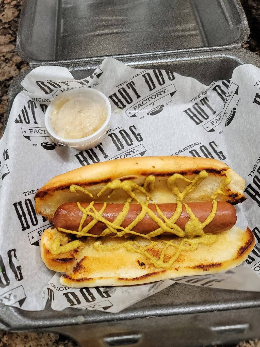 The Original Hot Dog Factory | restaurant | 920 Studemont St Suite 300, Houston, TX 77007, USA | 7138613647 OR +1 713-861-3647