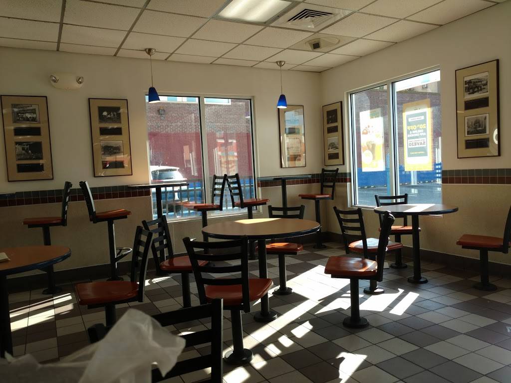 White Castle | restaurant | 550 E Fordham Rd, Bronx, NY 10458, USA | 7185845310 OR +1 718-584-5310