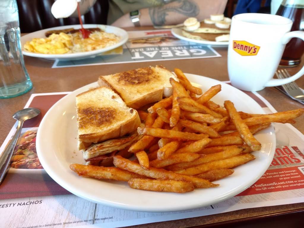 Dennys | restaurant | 738 State Rt 250 E, Ashland, OH 44805, USA | 4192812939 OR +1 419-281-2939