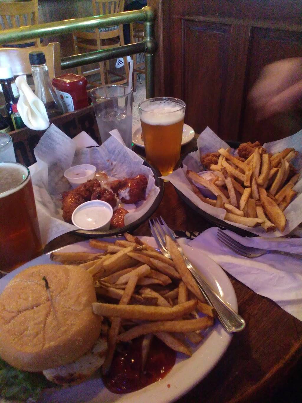 Paddy Wagon Irish Pub | restaurant | 150 E Main St, Richmond, KY 40475, USA | 8596251054 OR +1 859-625-1054