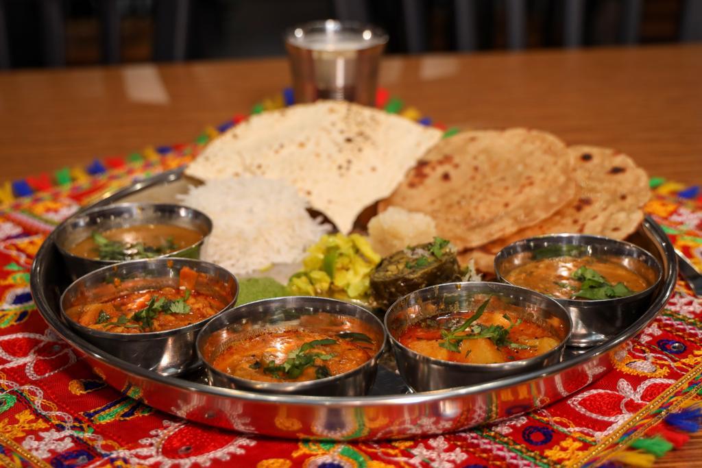 Kathiyawadi King | restaurant | 410 W Higgins Rd, Schaumburg, IL 60195, USA | 8474665940 OR +1 847-466-5940