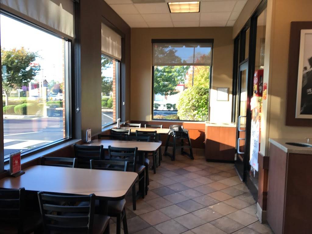 Chick-fil-A | restaurant | 405 MacDade Boulevard, Folsom, PA 19033, USA | 6105861607 OR +1 610-586-1607