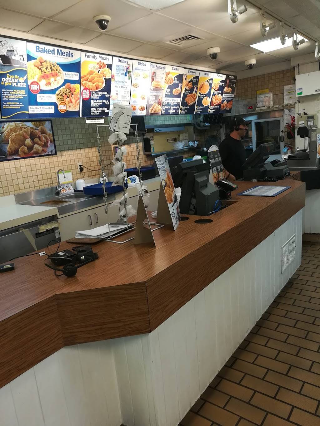 Long John Silvers | restaurant | 3106 Forest Ln, Dallas, TX 75234, USA | 8178036052 OR +1 817-803-6052