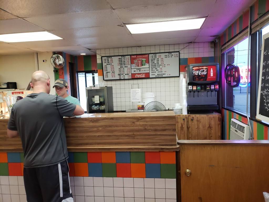 Drumstick | restaurant | 916 North Ave, Battle Creek, MI 49017, USA | 2699655239 OR +1 269-965-5239