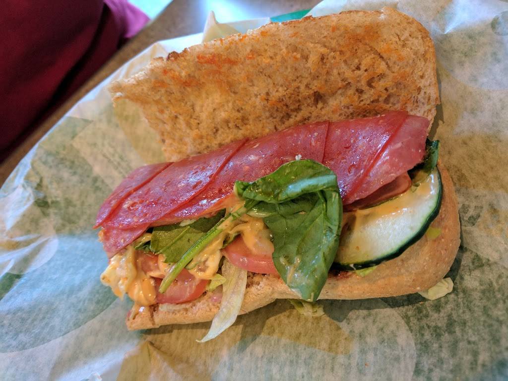 Subway Restaurants | restaurant | 500 Lawrence Expy G, Sunnyvale, CA 94085, USA | 4087321952 OR +1 408-732-1952