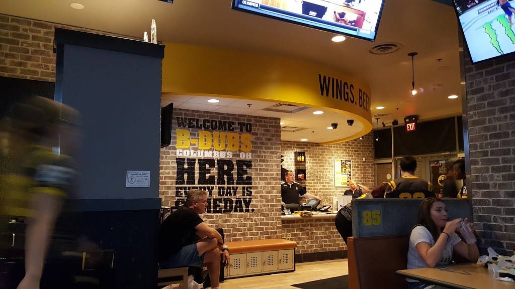 Buffalo Wild Wings | meal takeaway | 2151 N High St, Columbus, OH 43201, USA | 6142912362 OR +1 614-291-2362